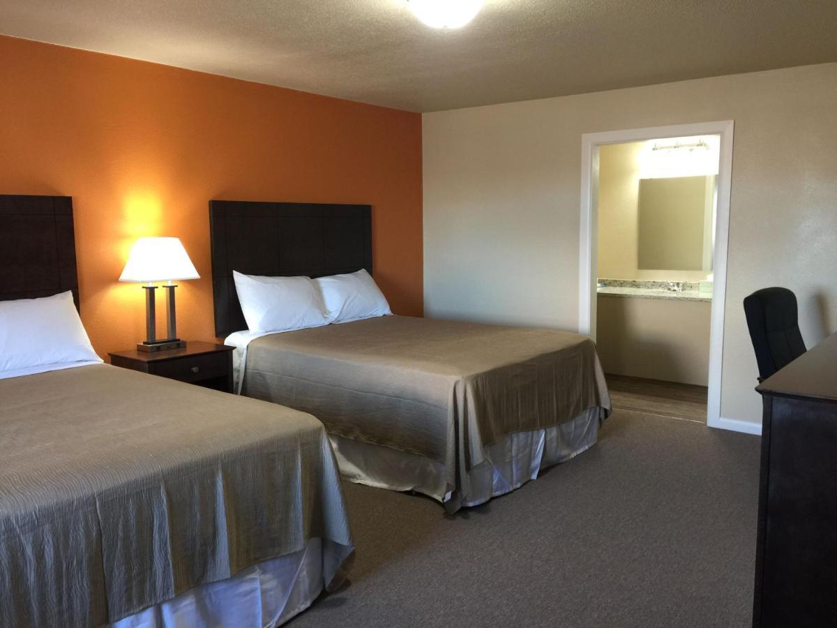 Downtown Motel Woodward Екстериор снимка